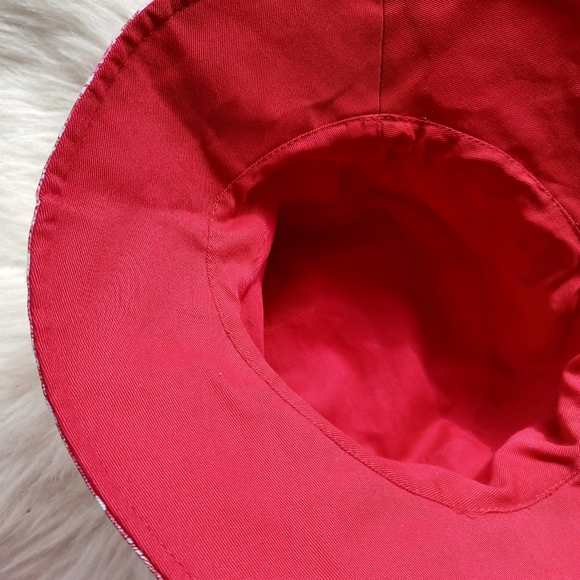 Reversible Pink Paisley/Red Bucket Hat - Picture 9 of 9